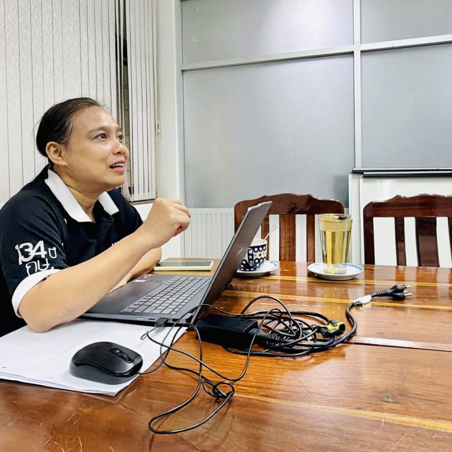 ผู้เชี่ยวชาญนพวรรณ มัยยะ ได้ร่วมประชุมกับผู้เชี่ยวชาญฯ กรมปศุสัตว์และผู้เกี่ยวข้องเพื่อร่วมกันพิจารณาความครอบคลุมของแผนวิจัยและแผนงานในส่วนของบทที่ 4 ที่เกี่ยวข้องกับ “แผนปฏิบัติการและนวัตกรรมของกรมปศุสัตว์”