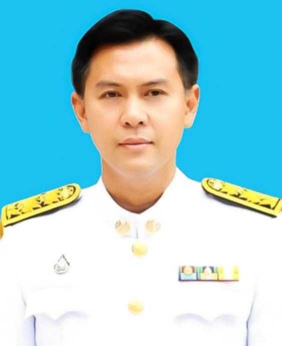 รูป นฤพล พร้อมขุนทด